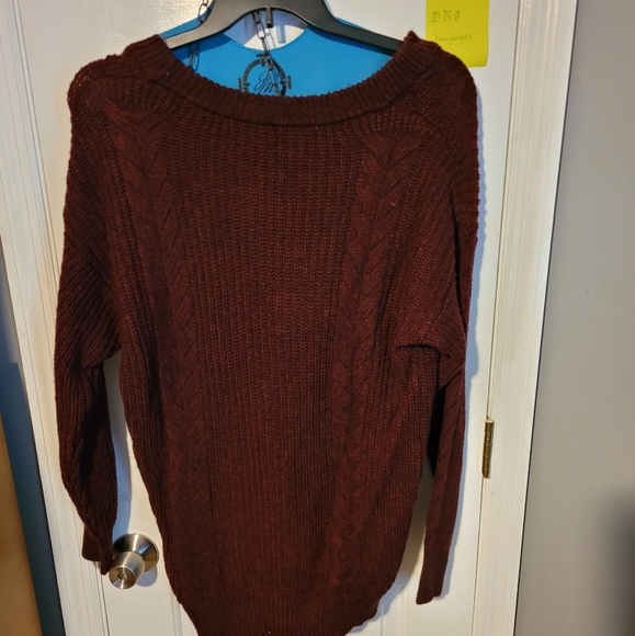 Maroon Cable Kint Sweater - Picture 2 of 2
